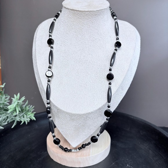 Jewelry - Black & Silver Beaded Necklace 22 In | Toggle | Gothic Minimalist | Witchy